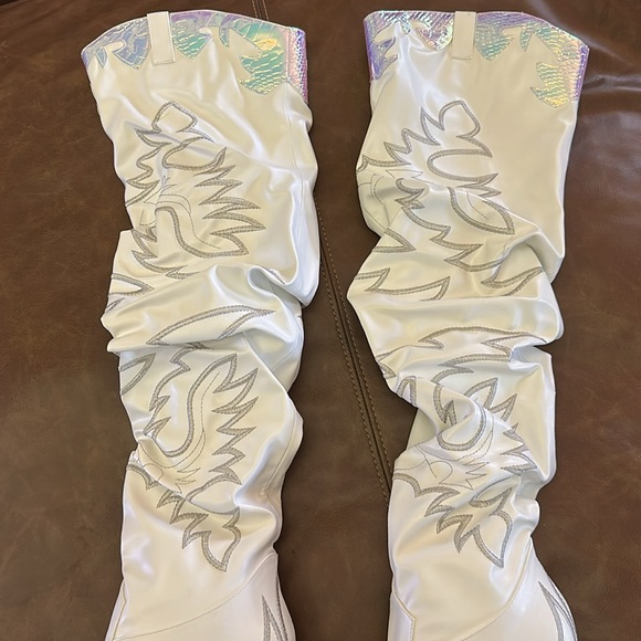 NWT Dolls Kill x Cape Robbin Pure Love Bandit Cowgirl Boots - Picture 5 of 12